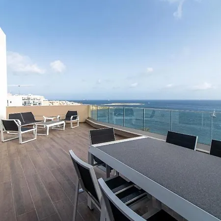 Seafront Penthouse Hotel